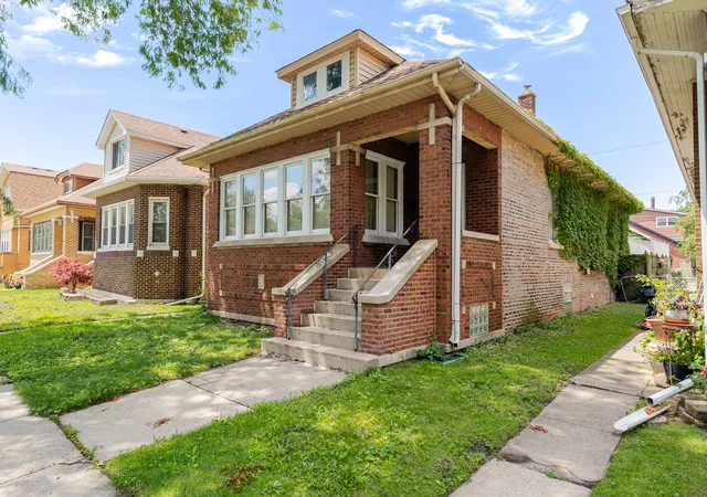 1st image of 10708 S Avenue, Chicago, IL 60617 | MLS# 12689063