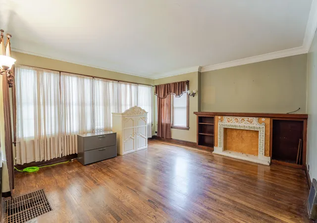 5th image of 10708 S Avenue, Chicago, IL 60617 | MLS# 12689063