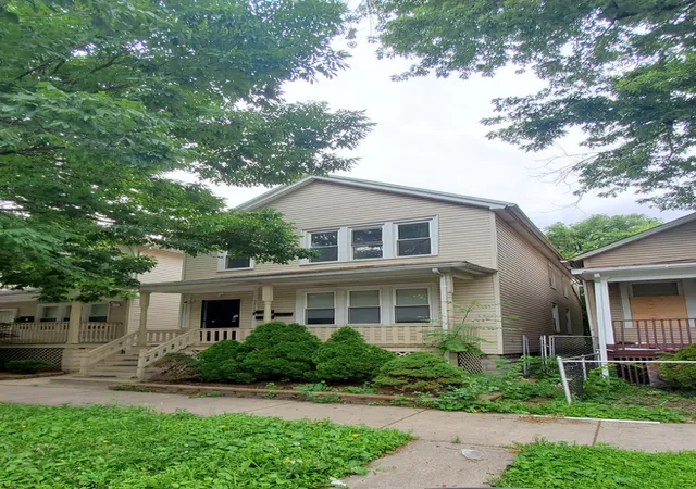 Homes for sale in Chicago, IL | 7828 S Greenwood Ave, Chicago, IL 60619 | MLS# 12689065