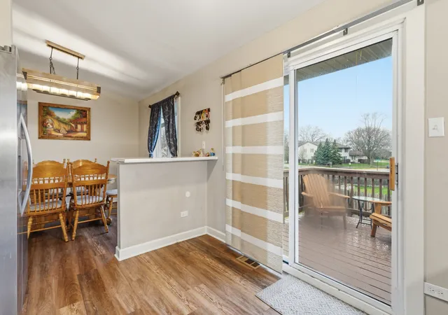 5th image of 7654 W Moorefield Dr, Frankfort, IL 60423 | MLS# 12689066