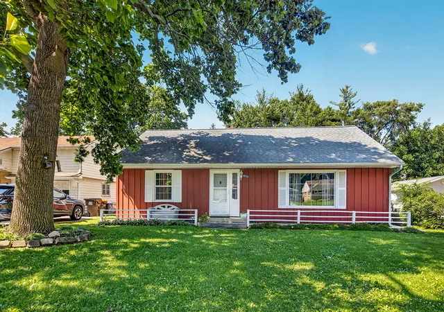 Homes for sale in Rockford, IL | 4010 Pinecrest Rd, Rockford, IL 61107 | MLS# 12689087