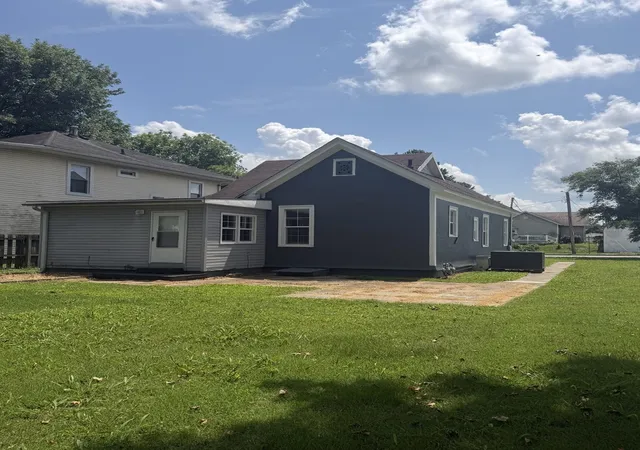 23rd image of 109 E 7th St, Metropolis, IL 62960 | MLS# 12689103