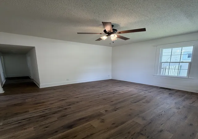 3rd image of 109 E 7Th St, Metropolis, IL 62960 | MLS# 12689103