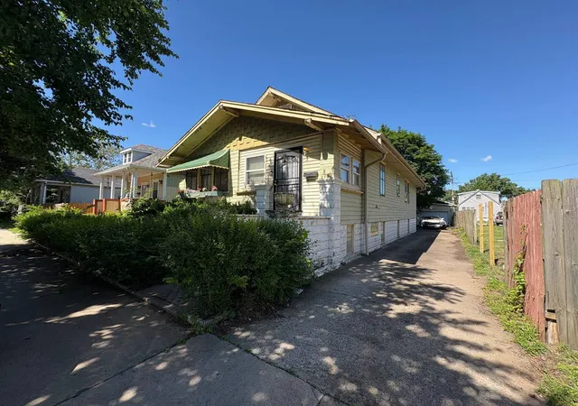 2nd image of 14032 S Burnham Ave, Burnham, IL 60633 | MLS# 12689104