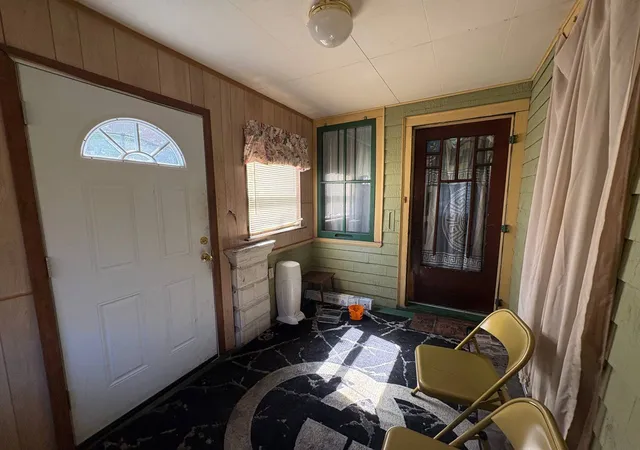 3rd image of 14032 S Burnham Ave, Burnham, IL 60633 | MLS# 12689104