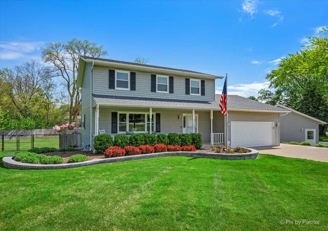 Homes for sale in Elgin, IL | 37w150 Olwin Dr, Elgin, IL 60124 | MLS# 12689328
