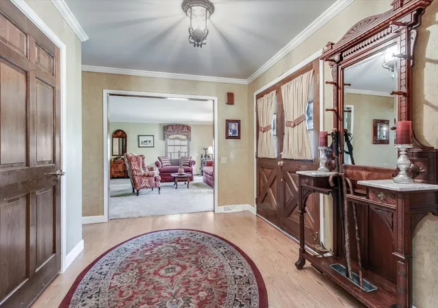 4th image of 135 Harbor Dr, Lake Barrington, IL 60010 | MLS# 12689336