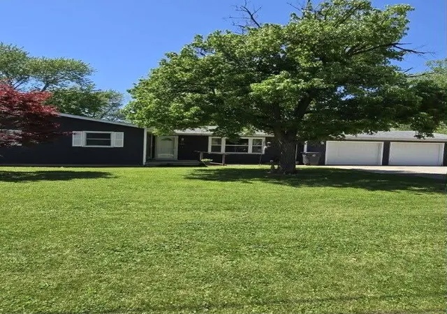 Homes for sale in Villa Grove, IL | 106 Bruce St, Villa Grove, IL 61956 | MLS# 12689408