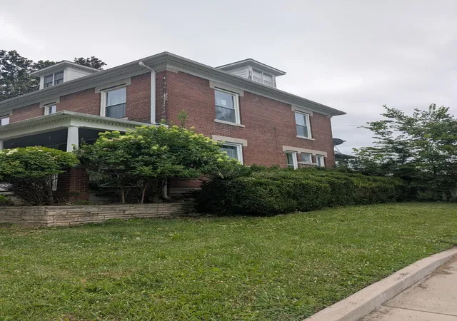 Homes for sale in Murphysboro, IL | 1015 Hanson St, Murphysboro, IL 62966 | MLS# 12689431