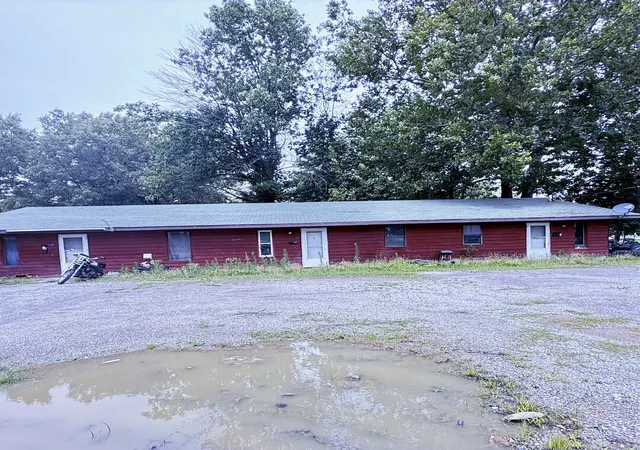 1st image of 110 Clark St, Harrisburg, IL 62946 | MLS# 12689434