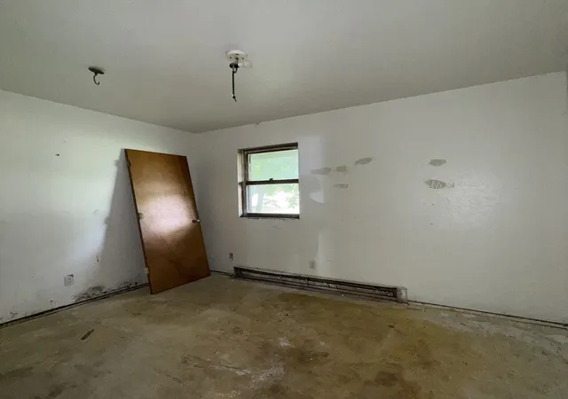 8th image of 110 Clark St, Harrisburg, IL 62946 | MLS# 12689434
