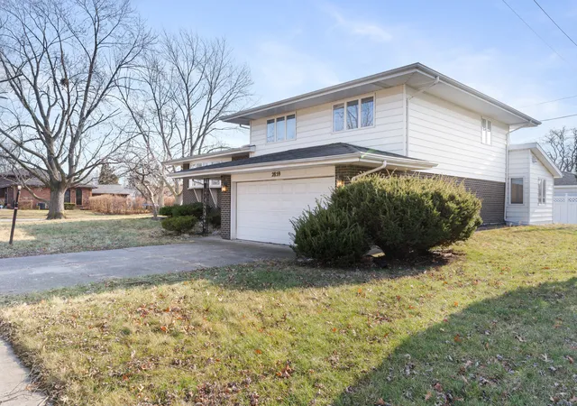 2nd image of 2859 190th Pl, Lansing, IL 60438 | MLS# 12689443