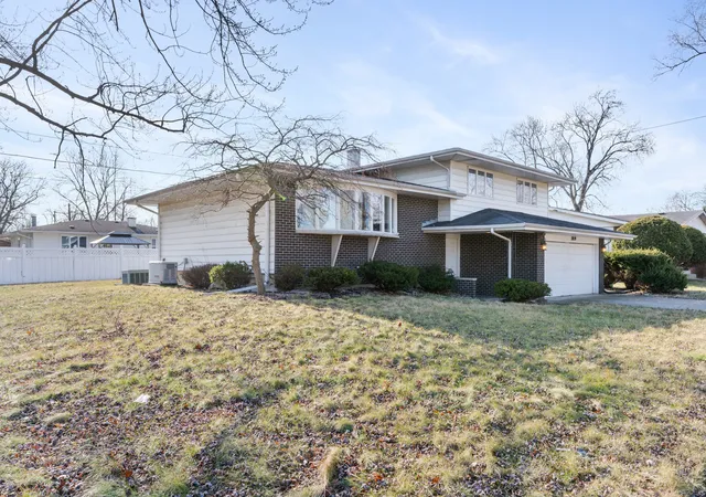 4th image of 2859 190Th Pl, Lansing, IL 60438 | MLS# 12689443