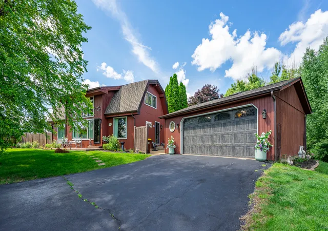 Homes for sale in Poplar Grove, IL | 4878 Walnut Grove, Poplar Grove, IL 61065 | MLS# 12689446