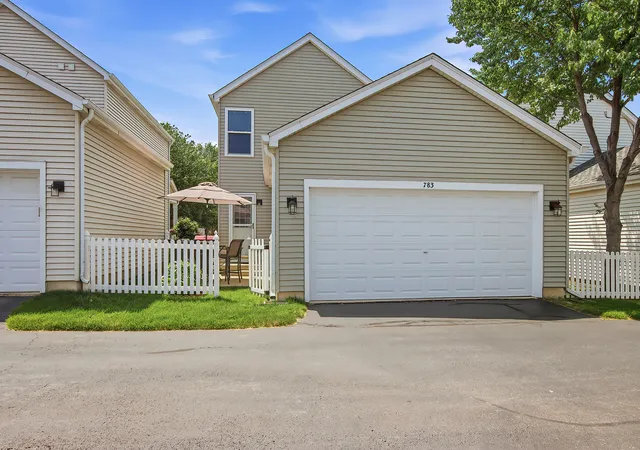 Homes for sale in Crystal Lake, IL | 783 Manor Rd, Crystal Lake, IL 60014 | MLS# 12689481