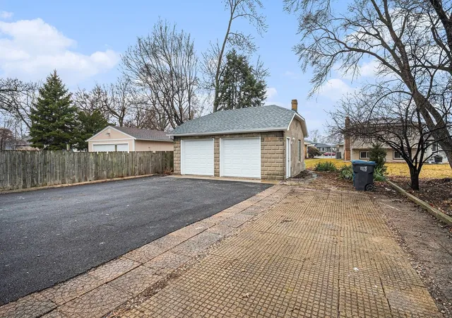 Homes for sale in South Holland, IL | 26 E 157th St, South Holland, IL 60473 | MLS# 12689487