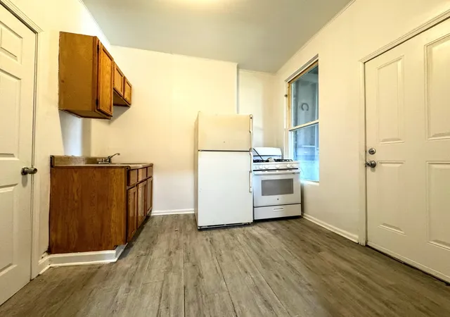4th image of 5126 W Fulton St, Chicago, IL 60644 | MLS# 12689489