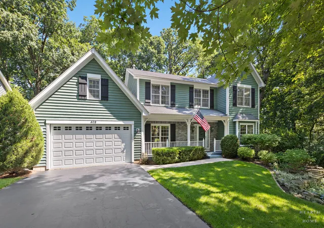 Homes for sale in Crystal Lake, IL | 408 Kelly Ln, Crystal Lake, IL 60012 | MLS# 12689509