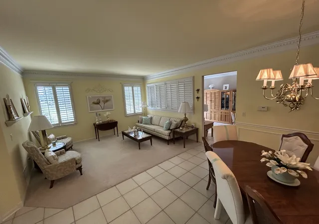 5th image of 21561 Wolf Lake Ct, Crest Hill, IL 60403 | MLS# 12689521