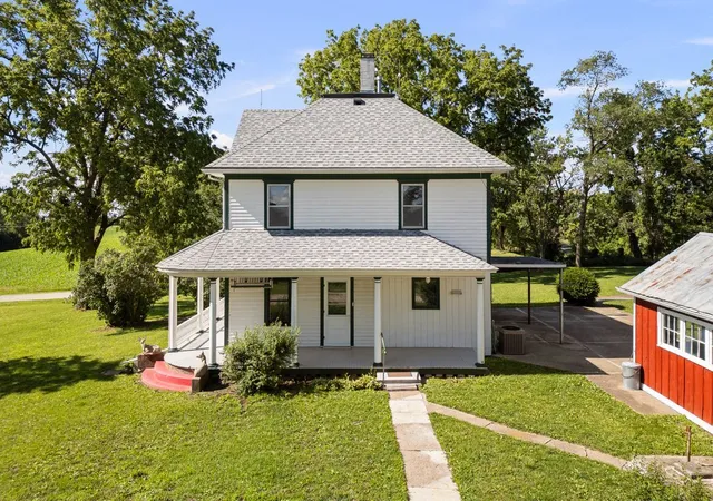 Homes for sale in Port Byron, IL | 12817 256Th St N, Port Byron, IL 61275 | MLS# 12689581