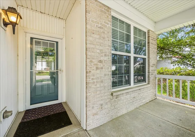 3rd image of 11764 Wembley Dr, Huntley, IL 60142 | MLS# 12689646