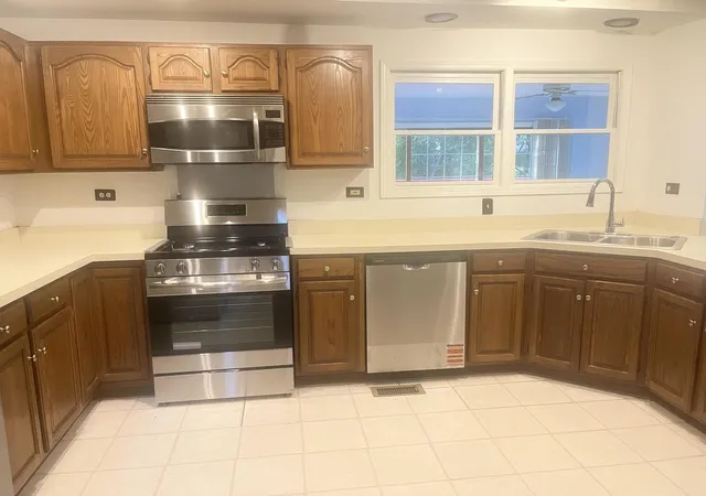 Homes for sale in Bolingbrook, IL | 436 Cambridge Wy, Bolingbrook, IL 60440 | MLS# 12689680