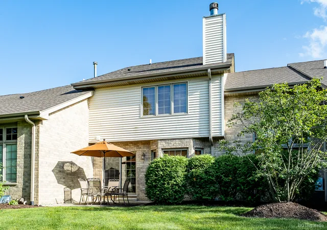 Photo 32 of Townhouse for sale at 20165 Crystal Lake Way, Frankfort, IL 60423 | MLS# 12689706 | Listing updated on 2026-08-31
