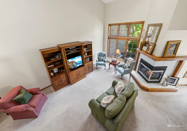 Photo 2 of Townhouse for sale at 20165 Crystal Lake Way, Frankfort, IL 60423 | MLS# 12689706 | Listing updated on 2026-08-31