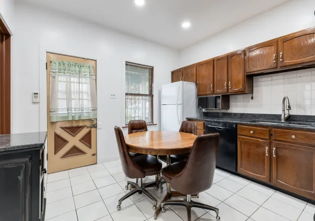 Photo 4 of Single family home for sale at 1519 S 61st Avenue, Cicero, IL 60804 | MLS# 12689713 | Listing updated on 2026-09-24