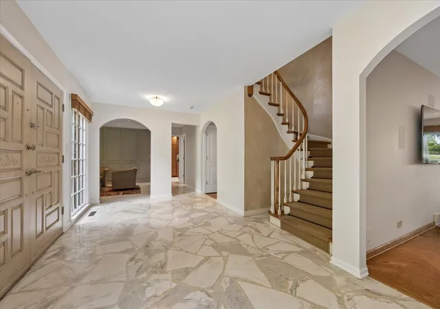 4th image of 1075 North Ave, Deerfield, IL 60015 | MLS# 12689752
