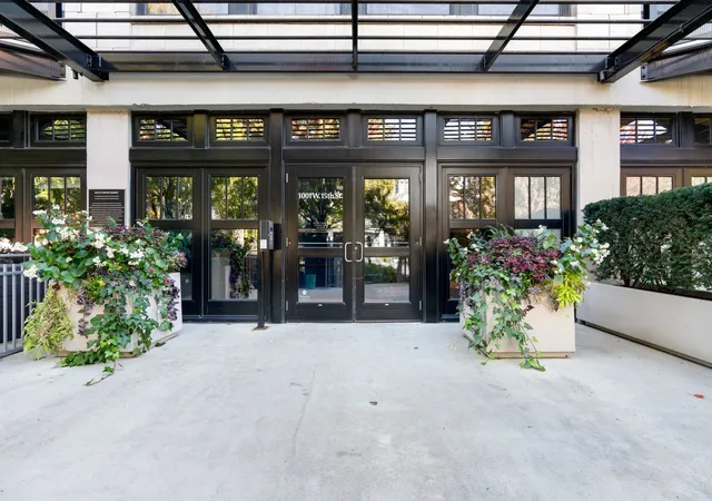 Homes for sale in Chicago, IL | 1001 W 15th St #318, Chicago, IL 60608 | MLS# 12689763
