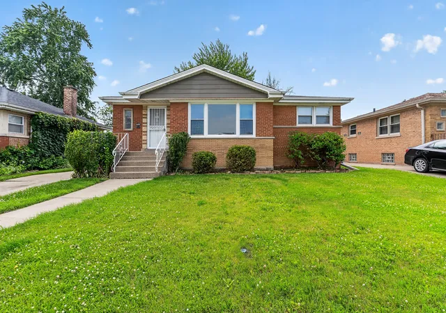 Homes for sale in South Holland, IL | 16358 Drexel Ave, South Holland, IL 60473 | MLS# 12689771