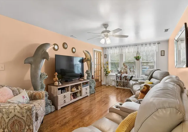 Homes for sale in Chicago, IL | 1814 N Sawyer Ave, Chicago, IL 60647 | MLS# 12689776