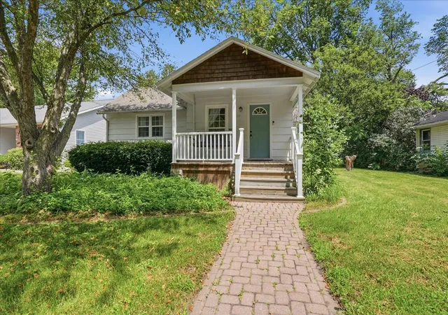 Homes for sale in Fairbury, IL | 409 N 1st St, Fairbury, IL 61739 | MLS# 12689777