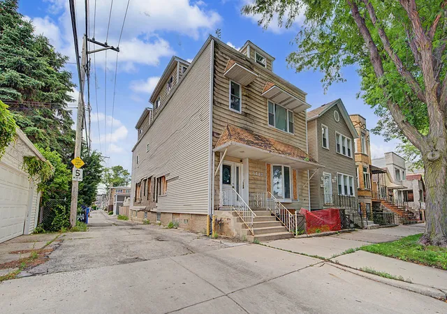 Photo 2 of Multi family home for sale at 3442 S Lowe Ave, Chicago, IL 60616 | MLS# 12689783 | Listing updated on 2026-09-21