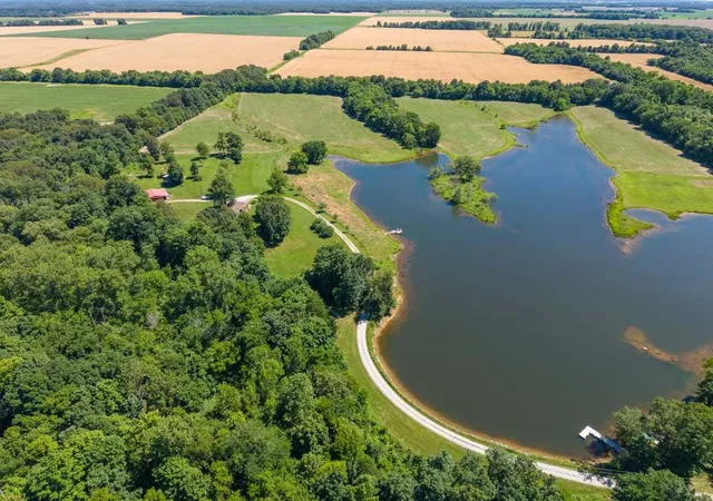 Homes for sale in Salem, IL | 3042 Five Mile Creek Rd, Salem, IL 62881 | MLS# 12689834