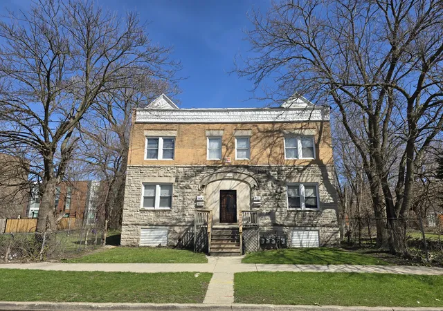 Homes for sale in Chicago, IL | 5621 S Green St, Chicago, IL 60621 | MLS# 12689843