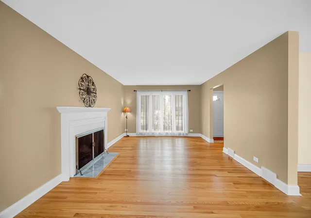Homes for sale in Park Ridge, IL | 1800 W Sibley St, Park Ridge, IL 60068 | MLS# 12689852