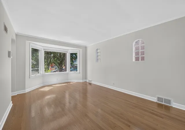 Homes for sale in Chicago, IL | 5349 N Neenah Ave, Chicago, IL 60656 | MLS# 12689895