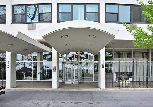 Homes for sale in Chicago, IL | 1150 N Lake Shore Dr, Chicago, IL 60611