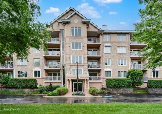 Homes for sale in Park Ridge, IL | 1761 Pavilion Wy #503, Park Ridge, IL 60068 | MLS# 12689934