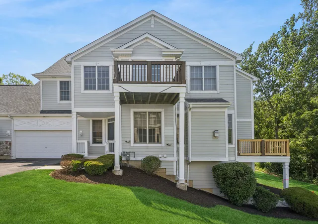 Photo 2 of Condo for sale at 8650 Saddlebred Ct #8650, Frankfort, IL 60423 | MLS# 12689938 | Listing updated on 2026-08-10