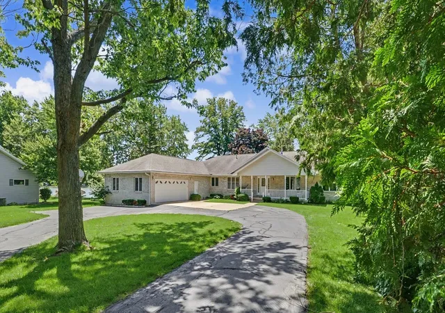 2nd image of 606 Skyline Dr, Loda, IL 60948 | MLS# 12690004
