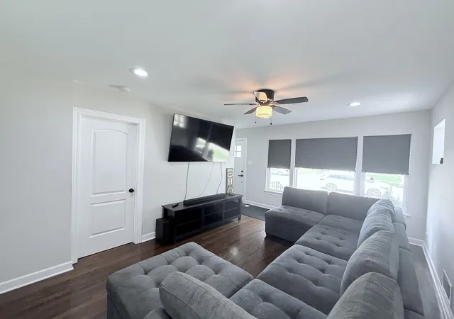 5th image of 12520 S Yale Ave, Chicago, IL 60628 | MLS# 12690085