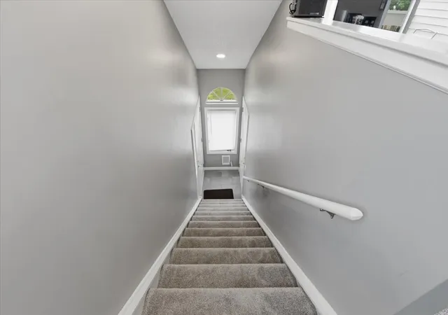 Homes for sale in Buffalo Grove, IL | 1123 Courtland Drive, Buffalo Grove, IL 60089 | Houzeo