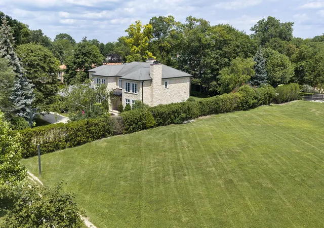42nd image of 621 Sheridan Rd, Glencoe, IL 60022 | MLS# 12690093