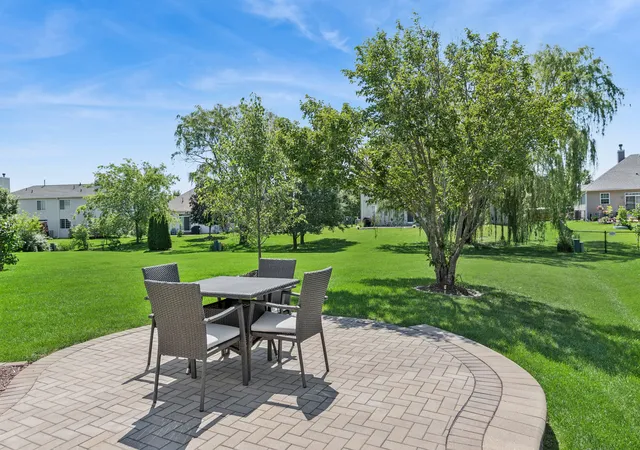 4th image of 1074 Hampton Ln, Yorkville, IL 60560 | MLS# 12690142