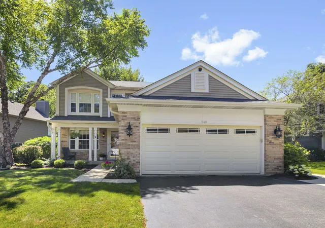 Homes for sale in South Elgin, IL | 548 Arbor Ln, South Elgin, IL 60177 | MLS# 12690160