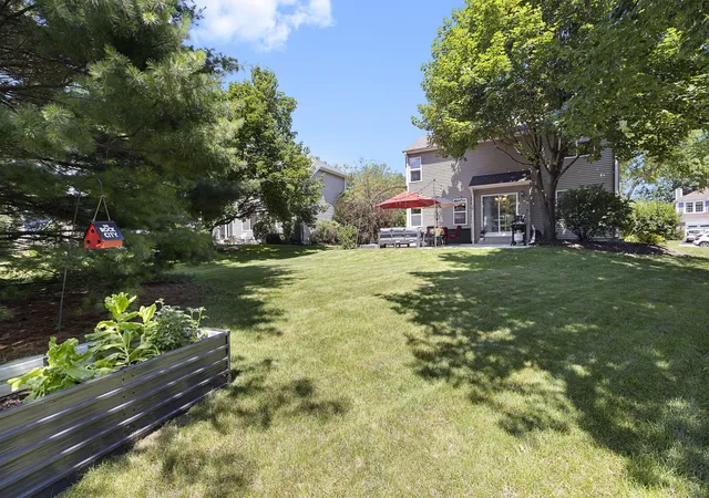 Homes for sale in South Elgin, IL | 548 Arbor Ln, South Elgin, IL 60177 | MLS# 12690160
