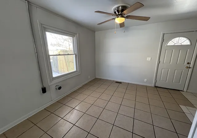 4th image of 1013 Koehn Dr, Danville, IL 61832 | MLS# 12690222